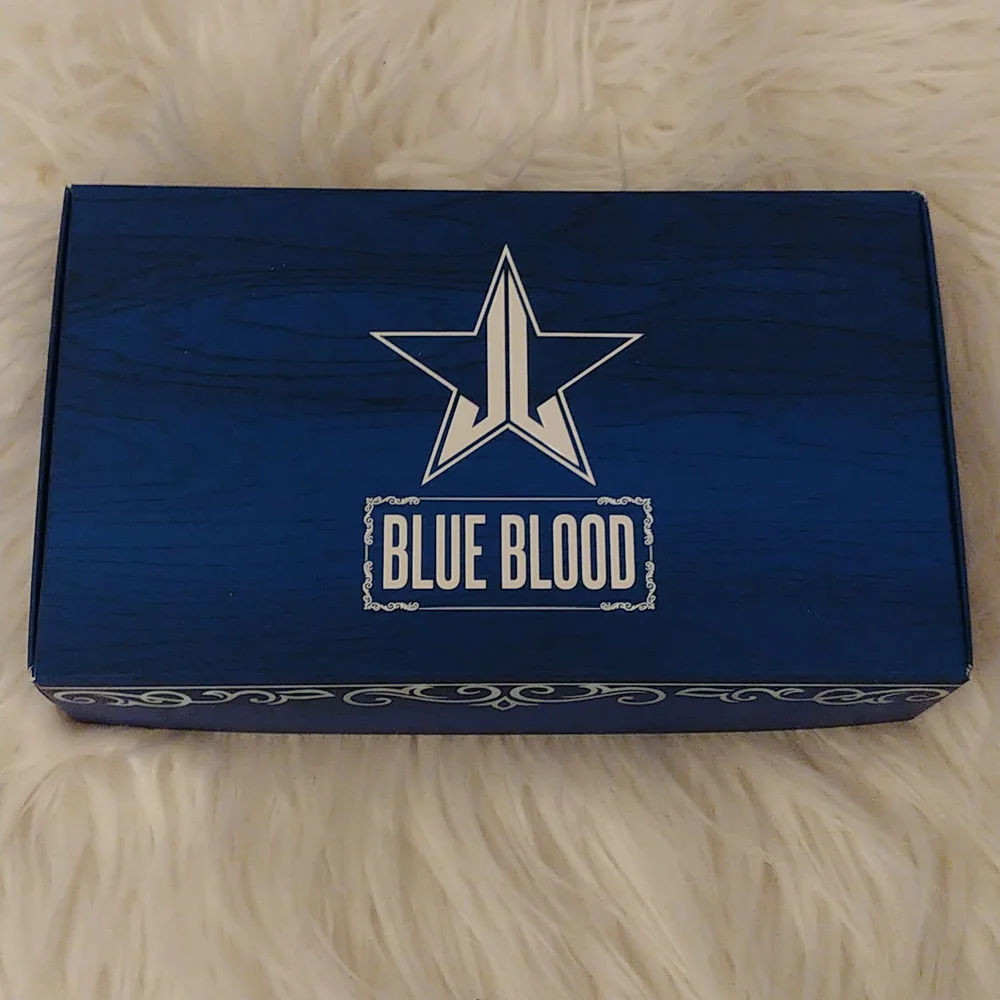 💙FIRM! NWT JEFFREE STAR BLUE BLOOD EYESHADOW PALETTE (LAST ONE AVAILABLE)